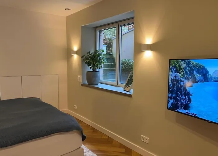 Cozy Apartment In New Building